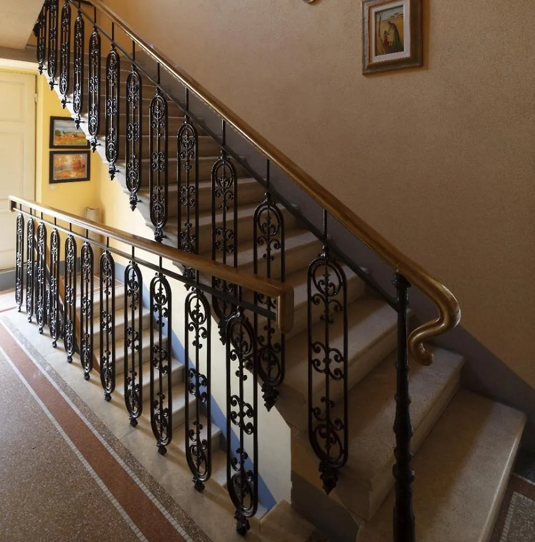Villa Agnese B&B Lucca Alojamento de Acomodação e Pequeno-almoço