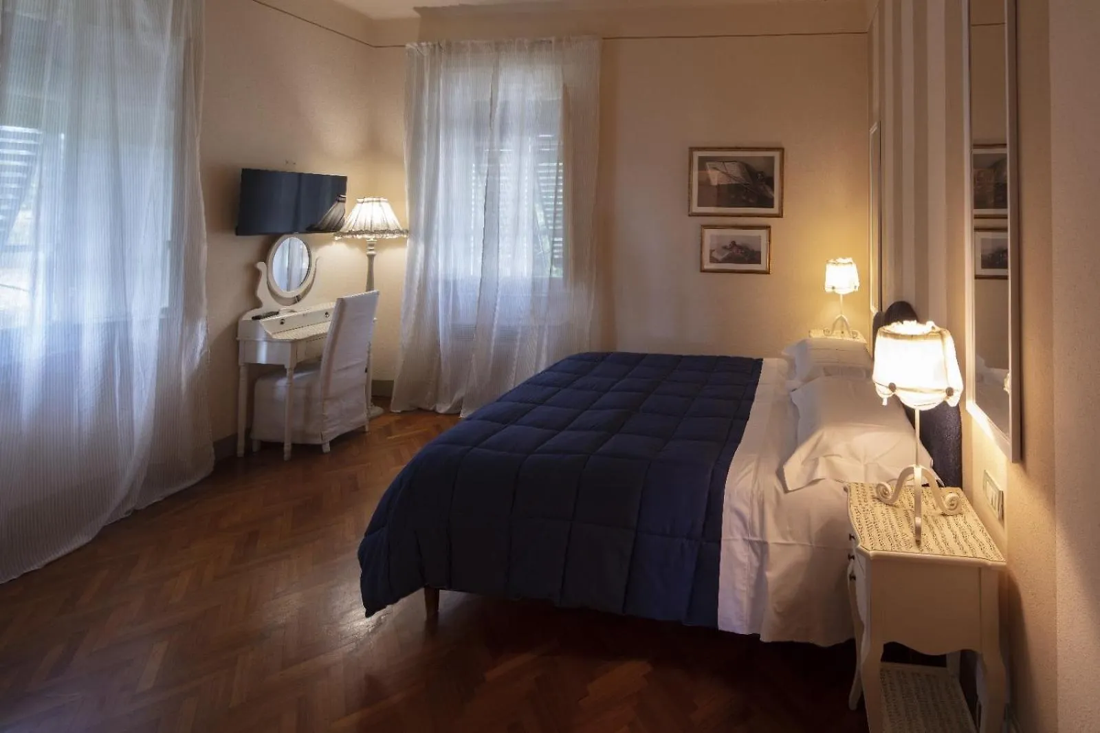 Villa Agnese B&B Lucca 4*,  Italy